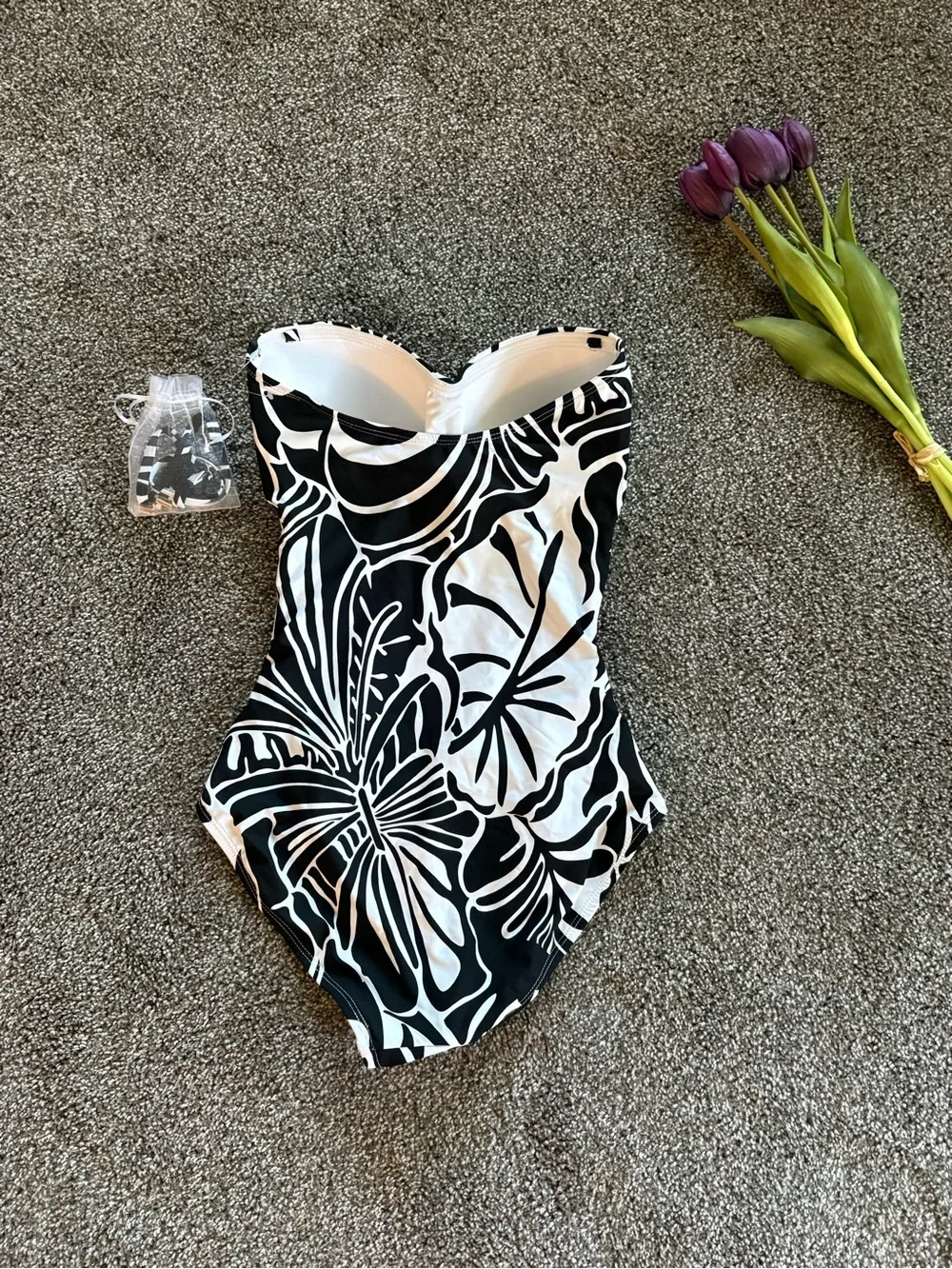Black and White Floral Women’s One-Piece Swimsuit